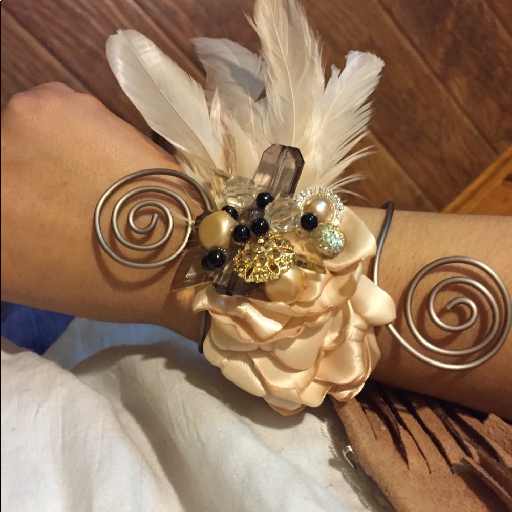 Prom corsage - Picture 2 of 3
